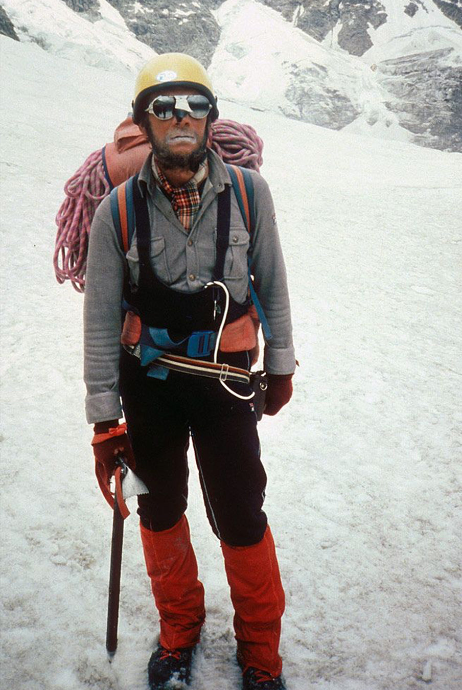 Lost in the City, Dressed for Everest